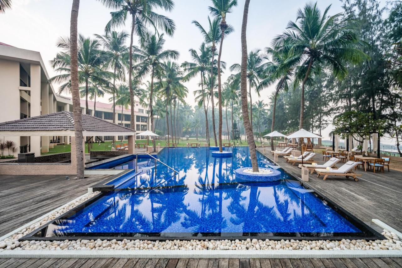 Silver Waves Resort & Spa Daman, A Member Of Radisson Individuals Exterior photo
